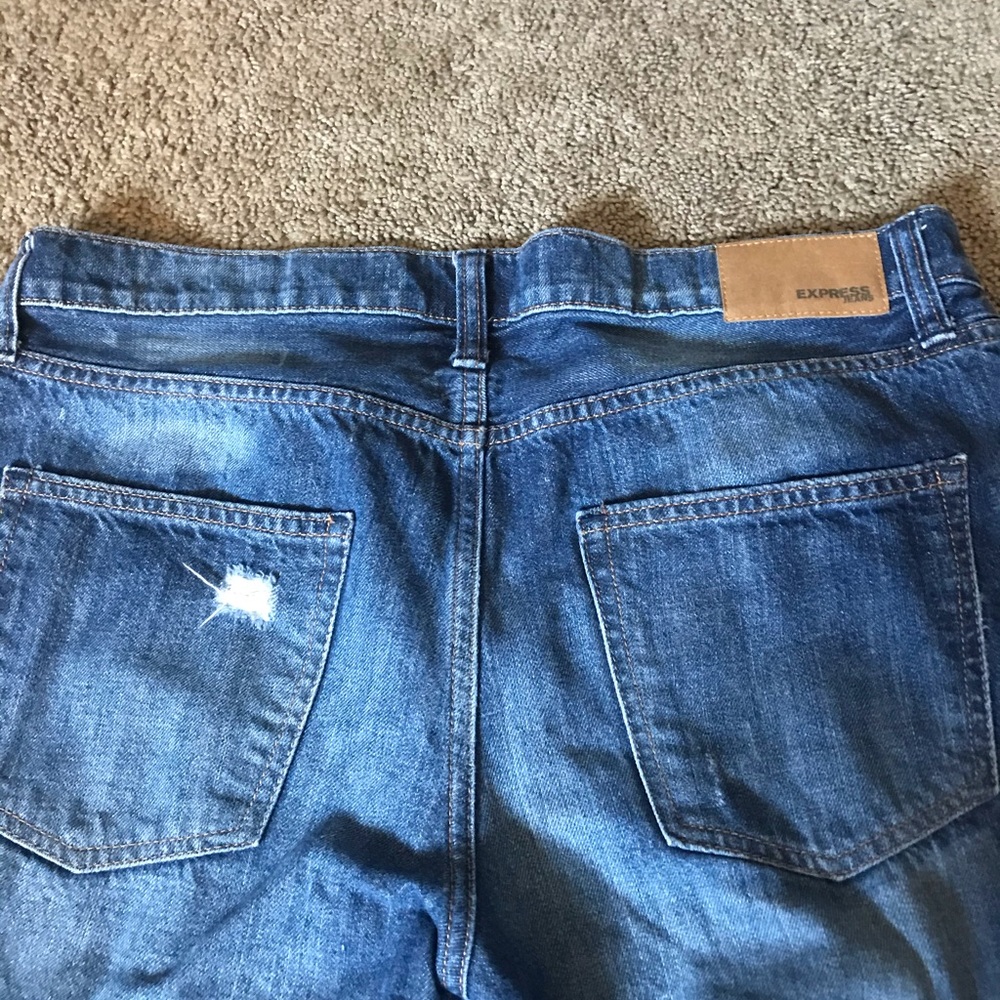 🌼Express Capris!!🌼 - Picture 3 of 8